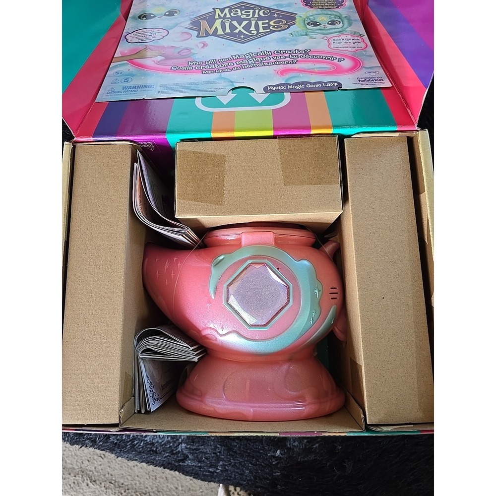 Magic Mixies -‎ Magic Genie Lamp with Interactive 8"  Plush Toy - Picture 6 of 7